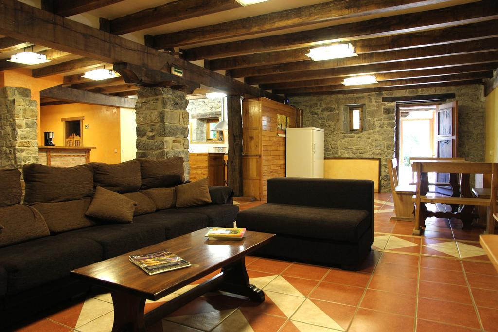 Casa Rural Ardantzena Ardaiz Εξωτερικό φωτογραφία